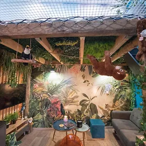 Jungle évadez Vous Cosy Luxe Gare Autoroute Givors